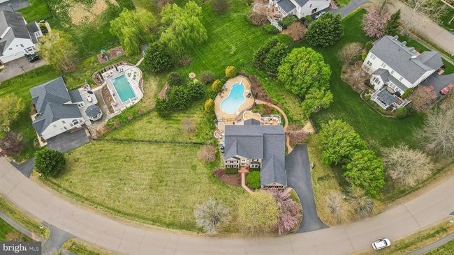 7560 Coopers Hawk Dr, House other with 4 bedrooms, 4 bathrooms and null parking in WARRENTON VA | Image 49