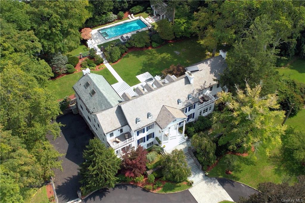 Heathcote Rd, Scarsdale, NY 10583