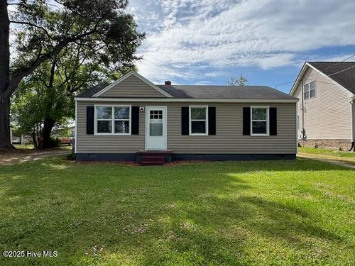 201 Garris St, Conway, NC, 27820-9319 | Card Image
