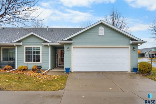 1100 N Redbud Pl, Sioux Falls, SD, 57107-1090 | Card Image