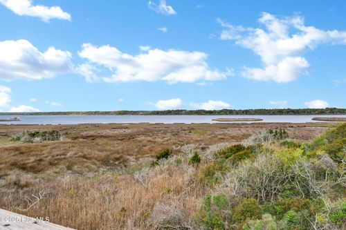 3145 Island Dr, N Topsail Beach, NC, 28460-8178 | Card Image