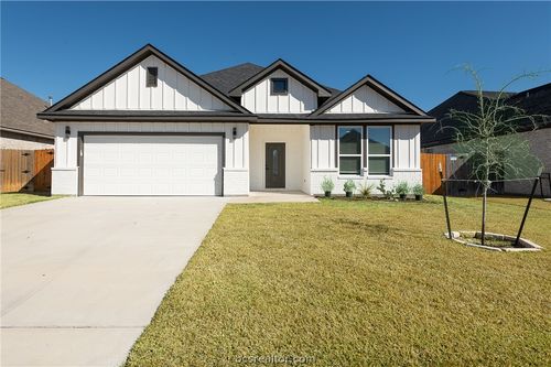 2908 Goldberg Dr, Bryan, TX, 77808-1555 | Card Image