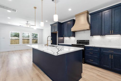 8602 Hoffman St, Houston, TX, 77016-5938 | Card Image