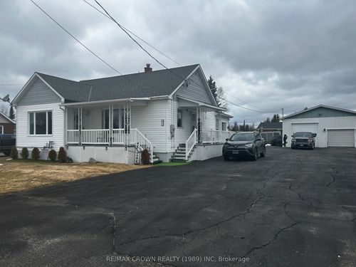 37 Leonard Moonbeam Avenue N, Kapuskasing, ON, P0L1V0 | Card Image