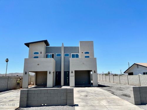 2-2537 E Southgate Ave, Phoenix, AZ, 85040-1591 | Card Image