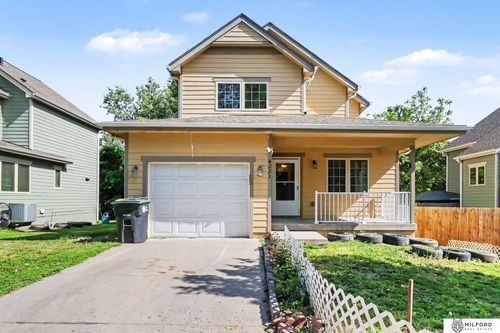 4221 Lake Street, Omaha, NE, 68122 | Card Image