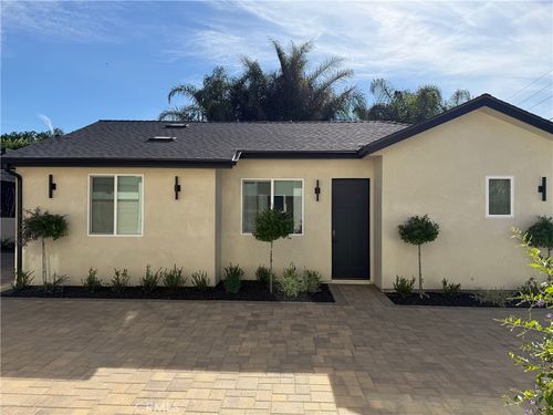 8546 Vanalden Ave, Northridge, CA, 91324-4430 | Card Image