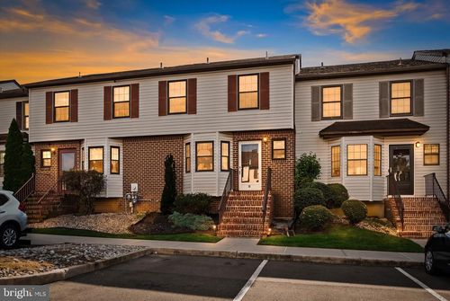 10 Ryans Ct, BORDENTOWN, NJ, 08505-2534 | Card Image