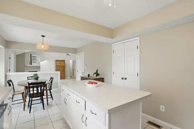 8218 San Carlos Ct, House other with 3 bedrooms, 2 bathrooms and null parking in Indianapolis IN | Image 19