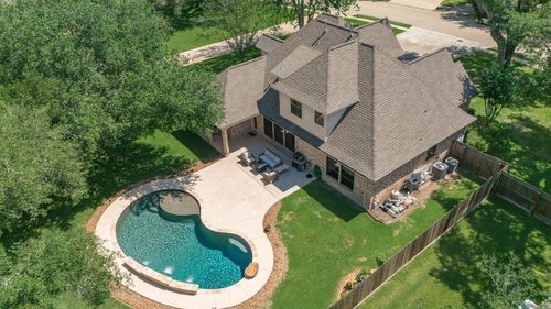 805 Enchanted Oaks Dr, Angleton, TX, 77515-8843 | Card Image