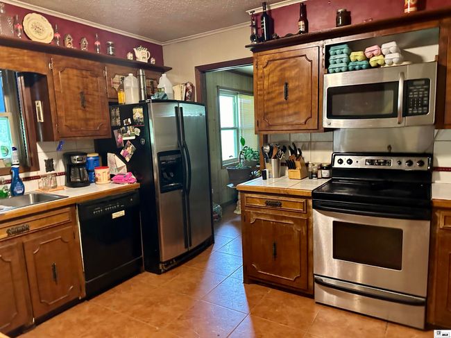 2434 Highway 132, House other with 3 bedrooms, 2 bathrooms and null parking in Mangham LA | Image 6