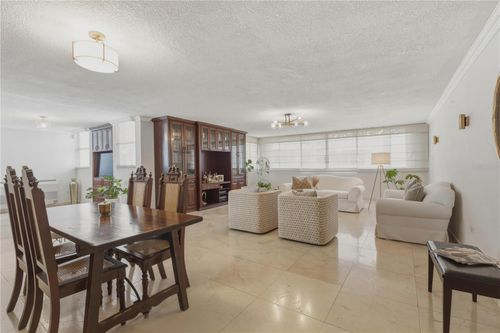 202-15 Calle Taft, San Juan, PR, 00911-1233 | Card Image