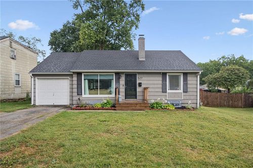 507 88th St, Kansas City, MO, 64114-2907 | Card Image