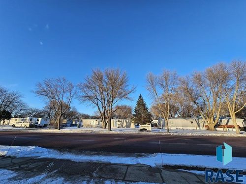 521 S 12th St Street, Brookings, SD, 57006 | Card Image