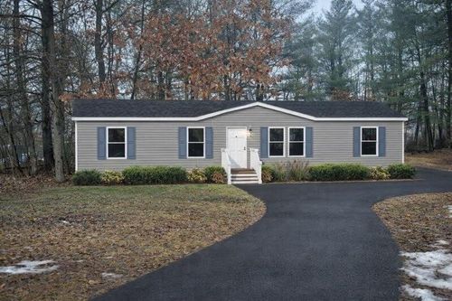 8650 Paw Paw Trail, Howard City, MI, 49329 | Card Image