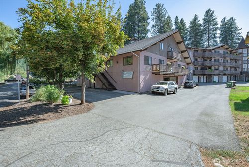 apt-205-325 Division St, Leavenworth, WA, 98826-1470 | Card Image