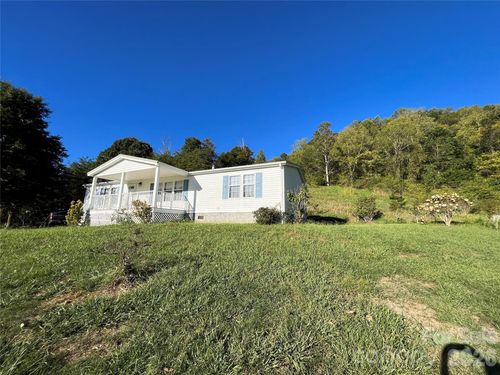 15 Mothers Way, Marshall, NC, 28753-8335 | Card Image