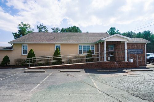 1400 Willow Dr, Manchester, TN, 37355-2438 | Card Image