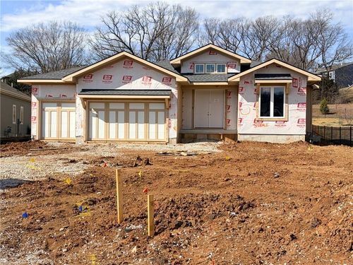 7238 Richards Dr, Shawnee, KS, 66216-2638 | Card Image