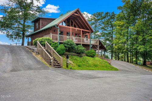 2491 Black Bear Ridge Way, Sevierville, TN, 37862 | Card Image