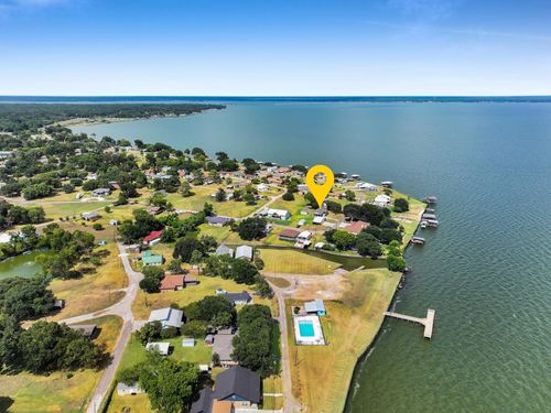 300 Fishermans Bend Dr, Other, TX, 77364 | Card Image