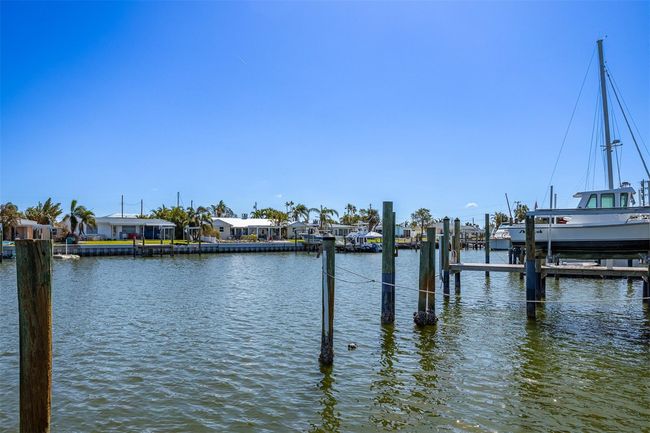 513 S Bayshore Dr, House other with 2 bedrooms, 2 bathrooms and null parking in MADEIRA BEACH FL | Image 16
