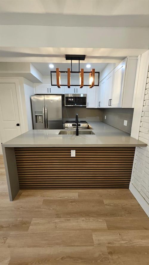 3-893 Wax Myrtle Ln, Houston, TX, 77079-3768 | Card Image
