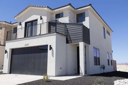 2329 E Malitsoh Way, St George, UT, 84790-2796 | Card Image
