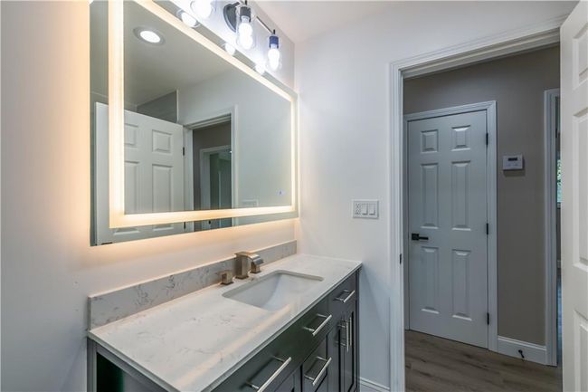 5961 John St, House other with 3 bedrooms, 2 bathrooms and 5 parking in Austell GA | Image 9