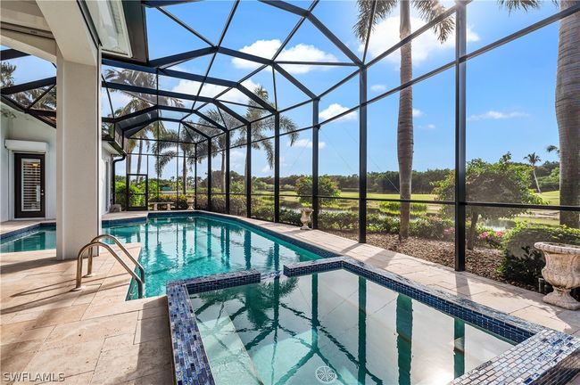 Pool and Jacuzzi!!! | Image 32