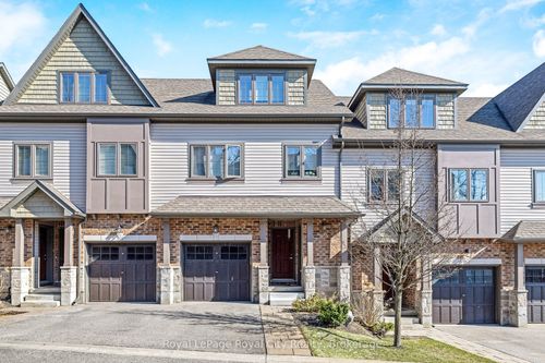 19B Guthrie Lane, Rockwood, ON, N0B2K0 | Card Image