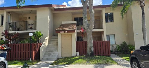 apt-l10-8011 Southgate Blvd, North Lauderdale, FL, 33068-1142 | Card Image