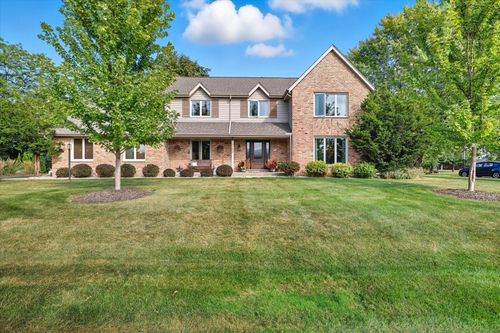 4253 Lake Meadow Dr, Wind Point, WI, 53402-5323 | Card Image