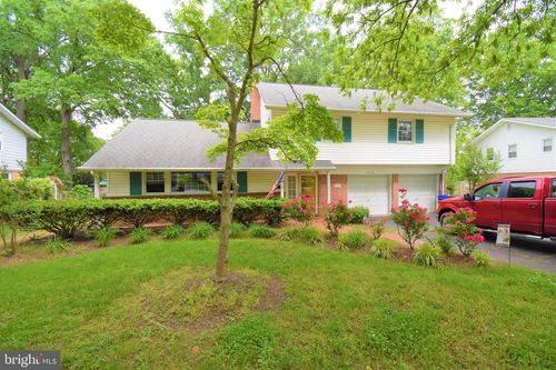 8519 Wagon Wheel Rd, ALEXANDRIA, VA, 22309-2164 | Card Image