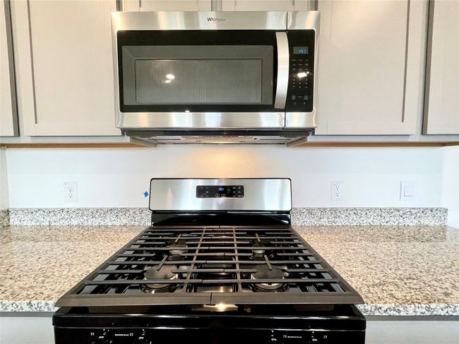 590 Gladiola Loop, House other with 4 bedrooms, 2 bathrooms and 2 parking in Kyle TX | Image 19