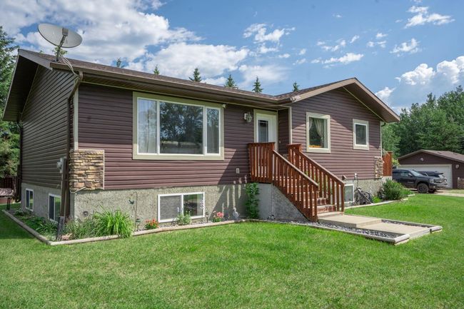 521 Partridge Crescent, House other with 3 bedrooms, 2 bathrooms and 16 parking in Pelican Point AB | Image 10