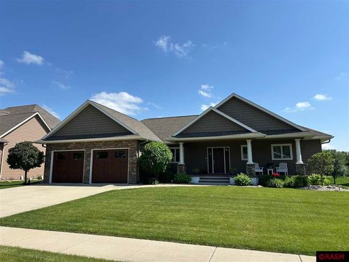 1419 11th St N, New Ulm, MN, 56073-1465 | Card Image