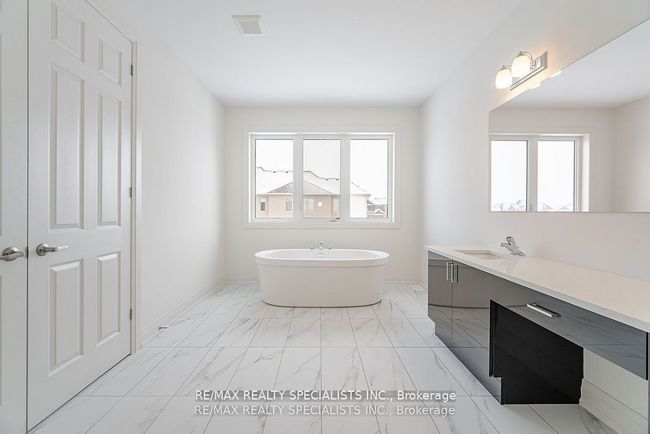 54 Marigold Blvd, House other with 4 bedrooms, 5 bathrooms and 6 parking in Tottenham ON | Image 17