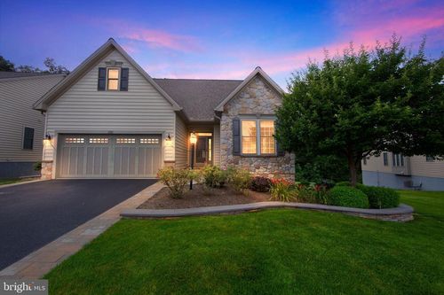 230 Honeycroft Blvd, COCHRANVILLE, PA, 19330-1001 | Card Image