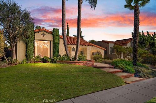 3754 California Ave, Long Beach, CA, 90807-4110 | Card Image