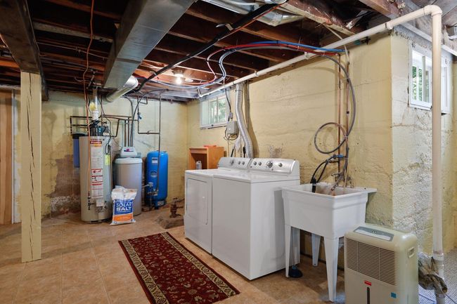 19075 Highland Ave, House other with 2 bedrooms, 1 bathrooms and null parking in Wayzata MN | Image 23