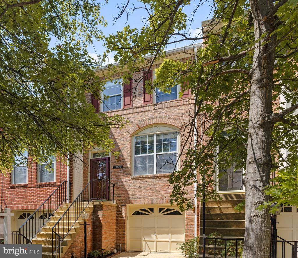 Residential Lease in HERNDON