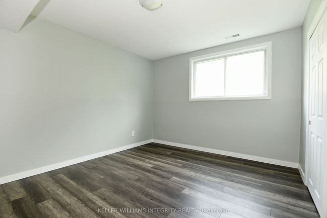 384 Tremblay Rd, Home with 5 bedrooms, 2 bathrooms and 6 parking in Ottawa ON | Image 19