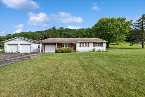 441 Moccasin Hollow Rd, Mount Pleasant, PA, 15666-3679 | Card Image