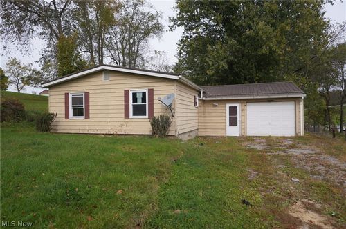 575 Grant St, Cadiz, OH, 43907-9786 | Card Image