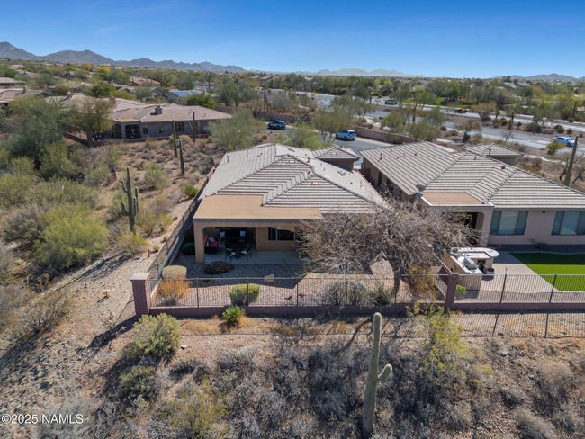 41310 N Clear Crossing Ct, House other with 2 bedrooms, 2 bathrooms and null parking in Anthem AZ | Image 35