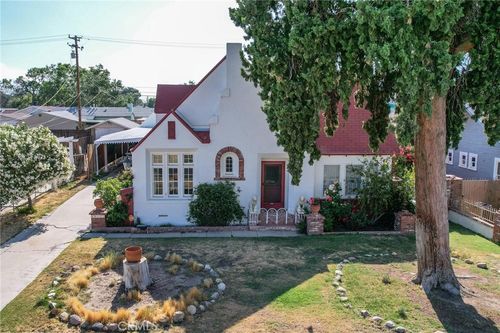 44651 Beech Ave, Lancaster, CA, 93534-3505 | Card Image