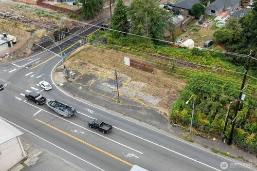 809 Westside Hwy, Kelso, WA, 98626-1718 | Card Image