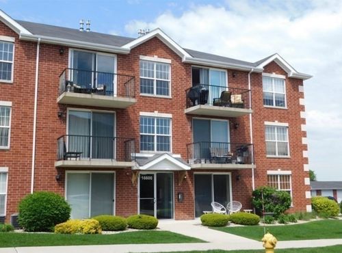 3nw-16600 Liberty Cir, Orland Park, IL, 60467-5686 | Card Image