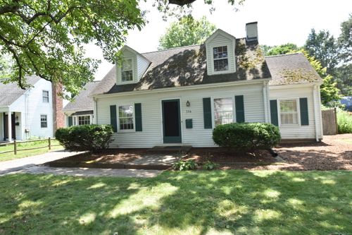 336 Porter St, Manchester, CT, 06040-5509 | Card Image